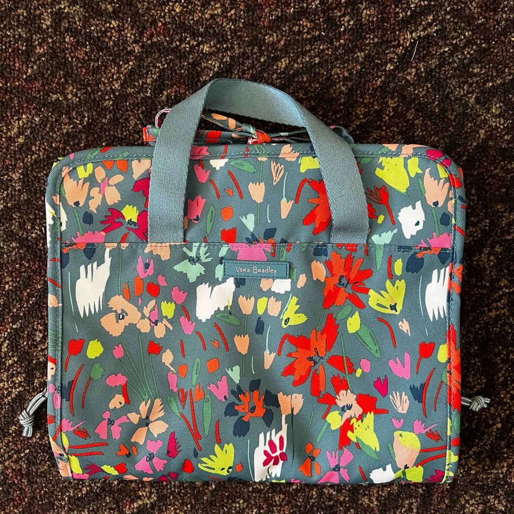 Vera Bradley Lighten Up Hanging Travel Organizer